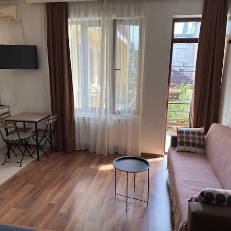 Tavdadebuli Apartment Batumi Zewnętrze zdjęcie